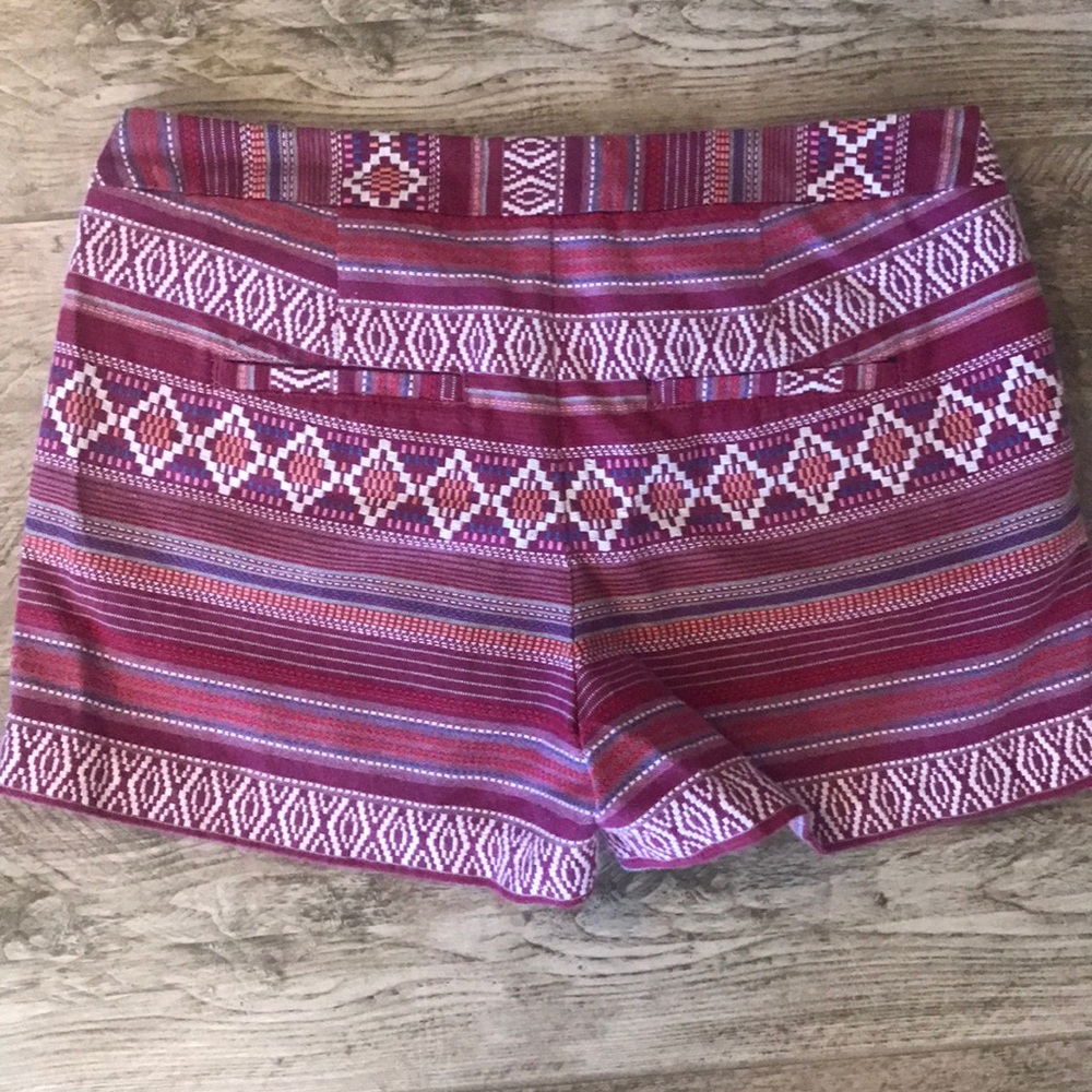 Aztec patterned shorts - Picture 2 of 2